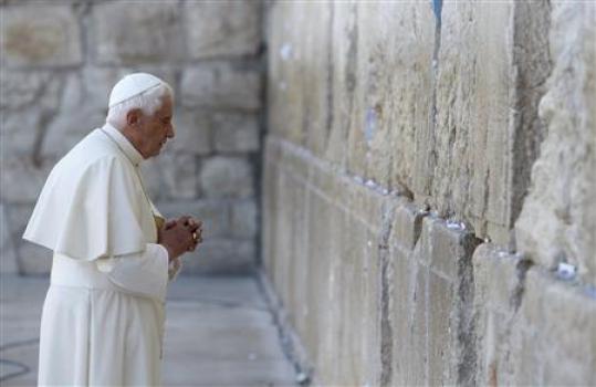 XVI Benedek pope wall.jpg