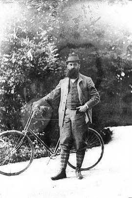 Herzl_Theodor bicycle web.jpg