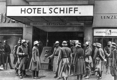 7 - 2 1934 Polgárháborús állapotok Ausztriában