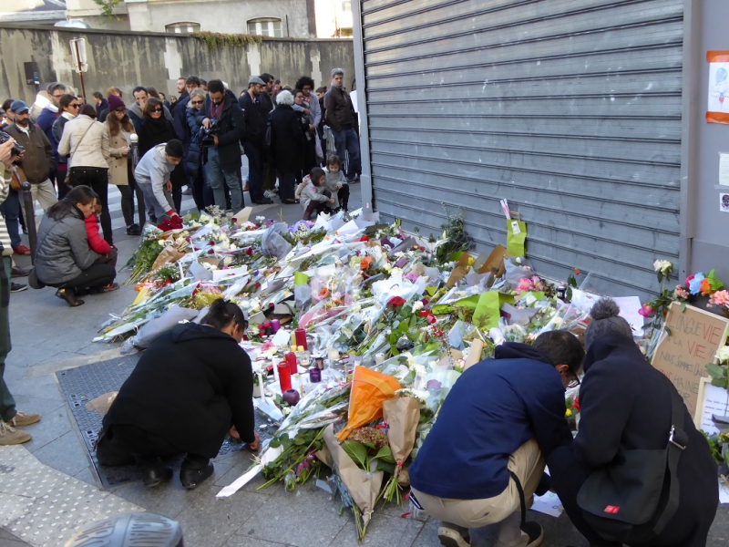 A párizsi terror utáni gyász