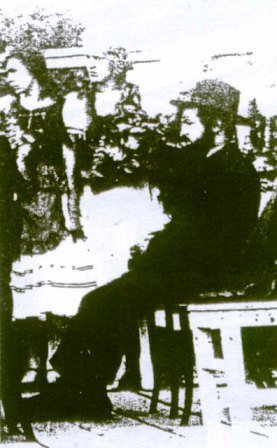 zsido iskola rabbi jungreisz.jpg