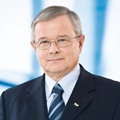 habislászló_cimlapra.jpg