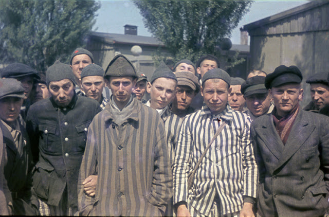 Color Photographs of Life in The First Nazi Concentration Camp, 1933 (1)