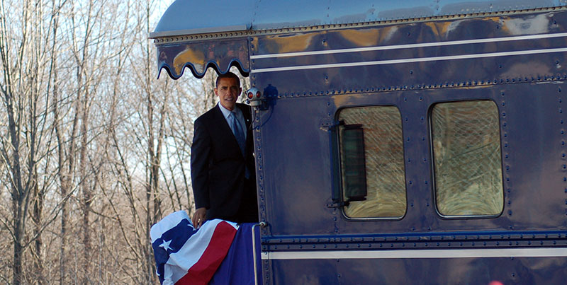 Obama_train_ride