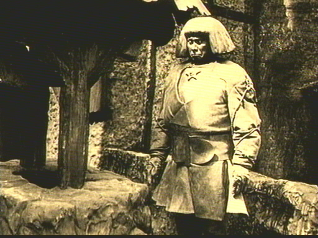 11 - A Gólem. Részlet egy 1920-ban készült filmből