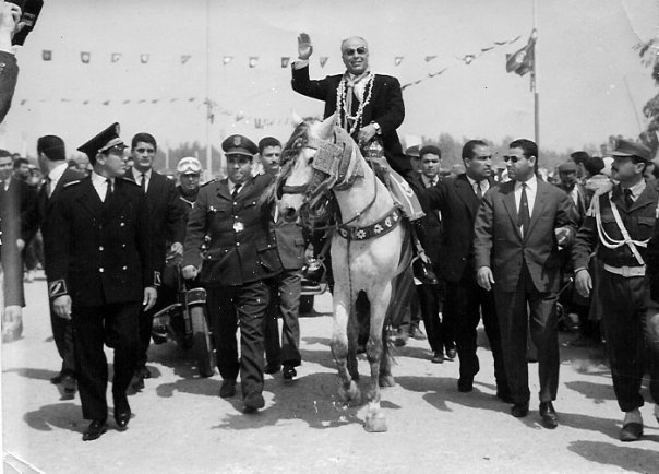 5 - 4 Burgiba Tunézia első elnöke, útban a függetlenség felé