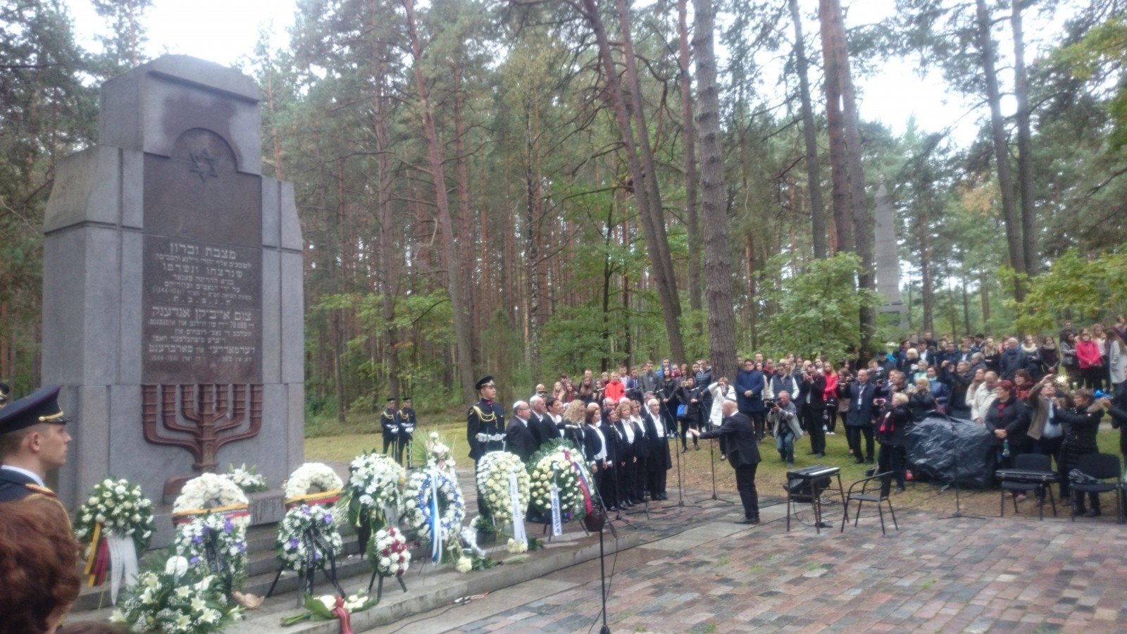 national-memorial-day-for-the-genocide-of-lithuanian-jews-marked-with-72421358