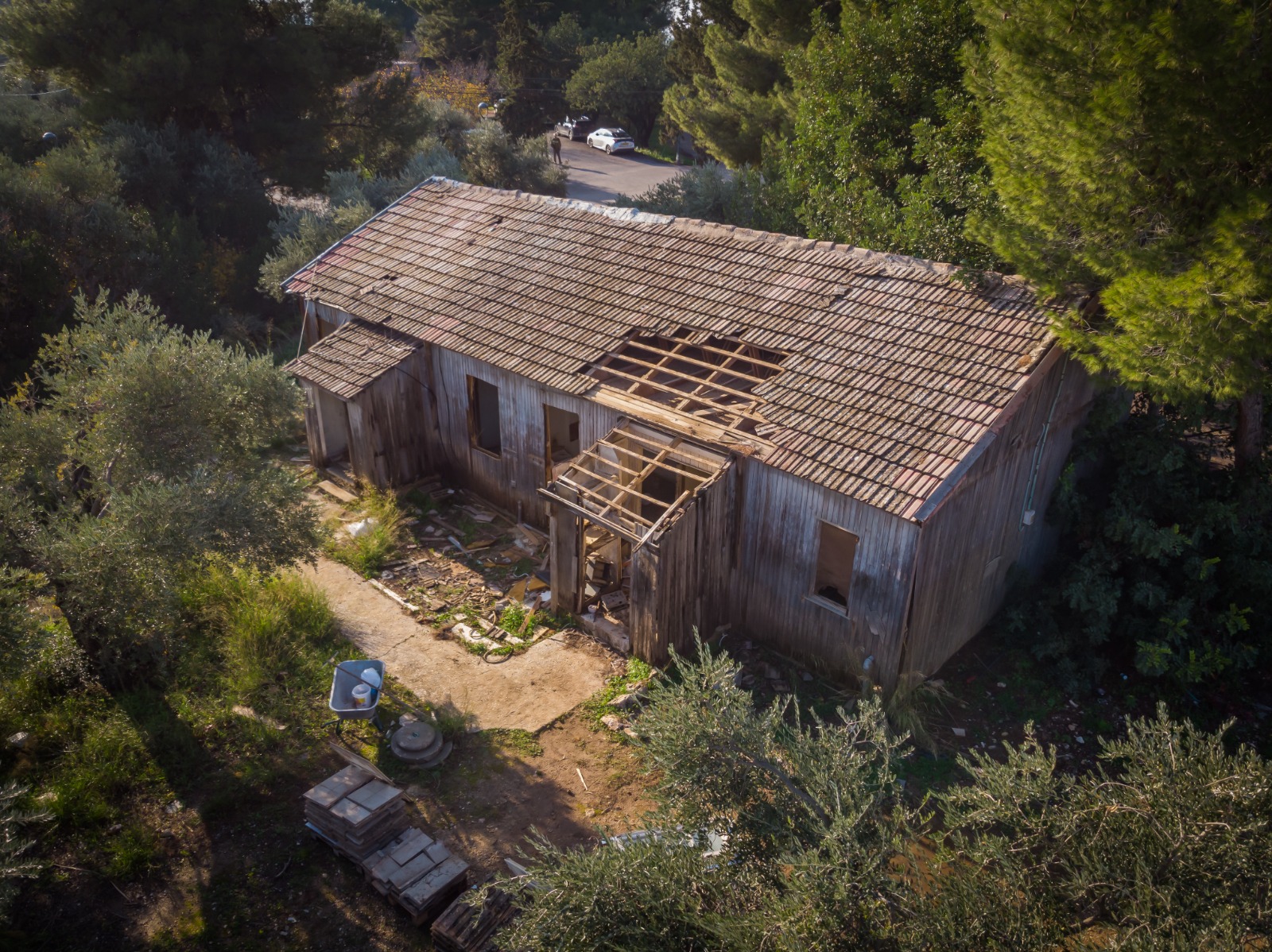 Repül a ház – az izraeli kibucból a szentendrei skanzenbe | Szombat Online