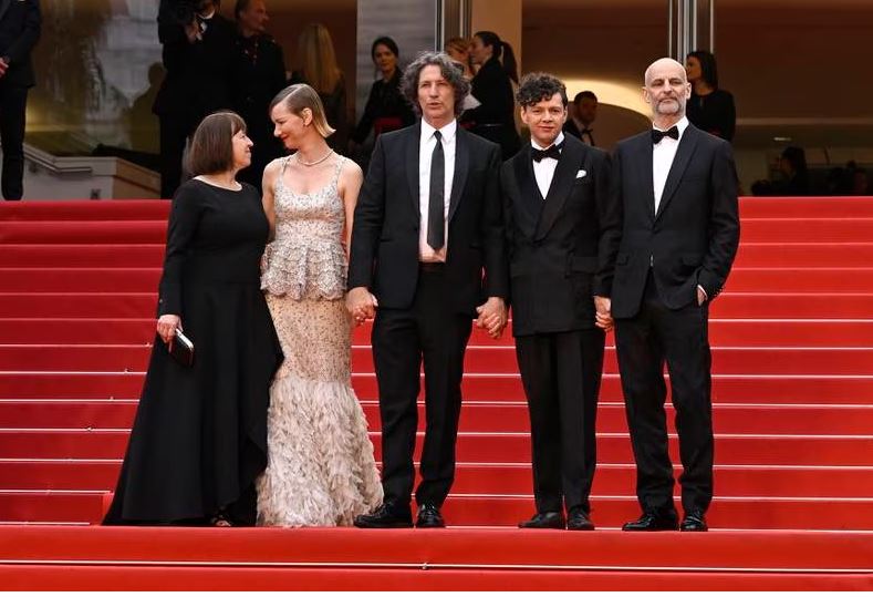 Cannes: a zsűri nagydíját kapta az auschwitzi lágerparancsnok idilli családi életét bemutató film | Szombat Online