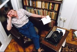 Eddig nem publikált írások Janikovszky Éva hagyatékából