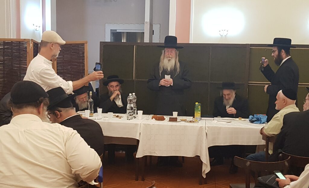 Rabinowitz ortodox főrabbi éles állásfoglalása a Chabad-EMIH lépései ellen | Szombat Online