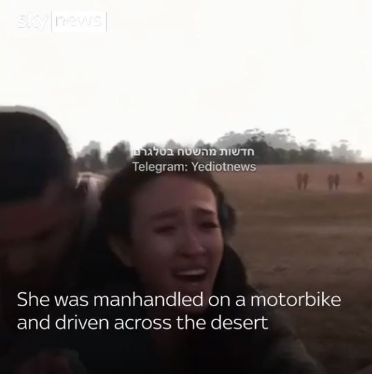 Képernyőfotó egy elrabolt nőről készült videóklipből 