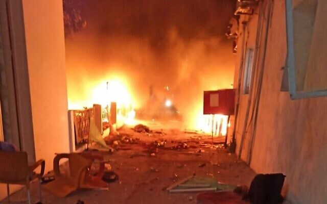 Tunéziai tüntetők felgyújtották az El-Hamma zsinagógát | Szombat Online
