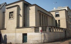 Franciaország: zsinagógagyújtogatás, Svédország: lövöldözés az izraeli nagykövetségnél