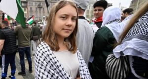 Greta Thunberg csatlakozott a francia diáktüntetőkhöz