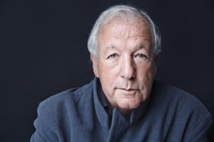 „…az ember egy szép napon ráébred, hogy zsidó, de nem tudja, mi az”