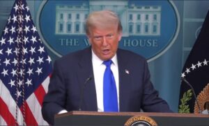 Trump vonakodó szövetségeseinek: Szerezzetek magatoknak olajat!