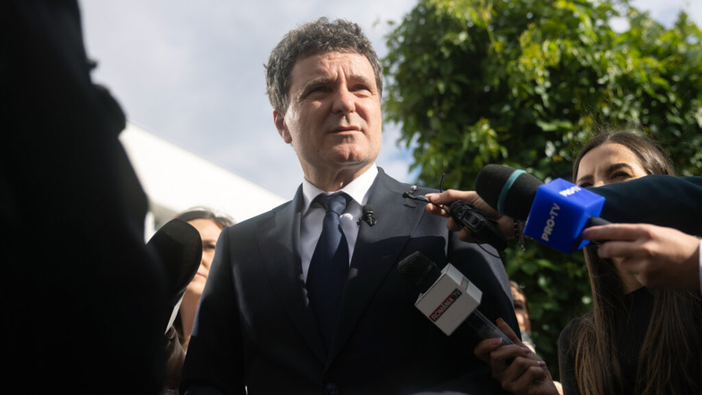 Változatlan formában erősítette meg a román parlament a fasiszta propaganda büntetését szigorító törvényt