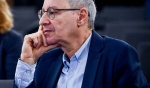 Győzelem a zsidózó kommentelők ellen: Gábor György pert nyert