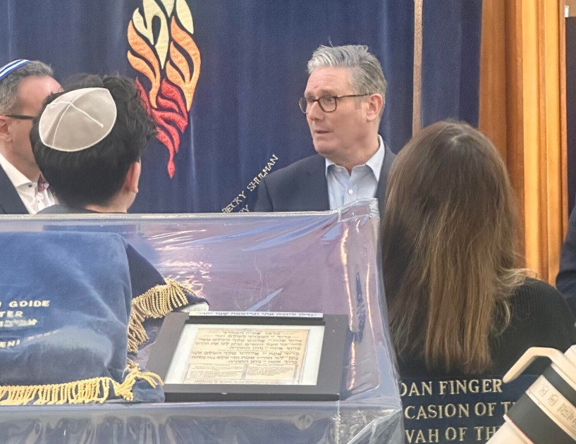 A brit kormányt sürgetik: „menjen tovább és cselekedjen gyorsabban” a zsidóellenességgel szemben