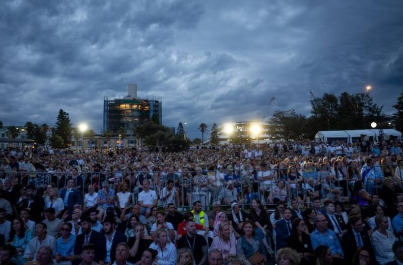 Ezrek emlékeztek Sydney-ben az egy hete történt merénylet áldozataira