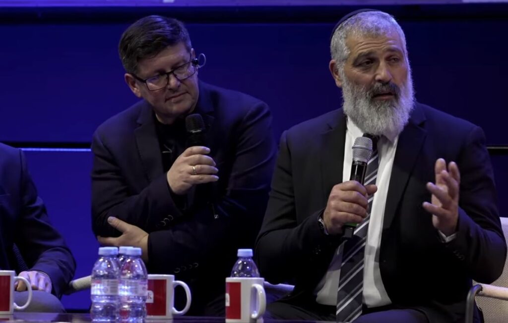 Az újságíró, aki beépült a dzsihadista csoportokba