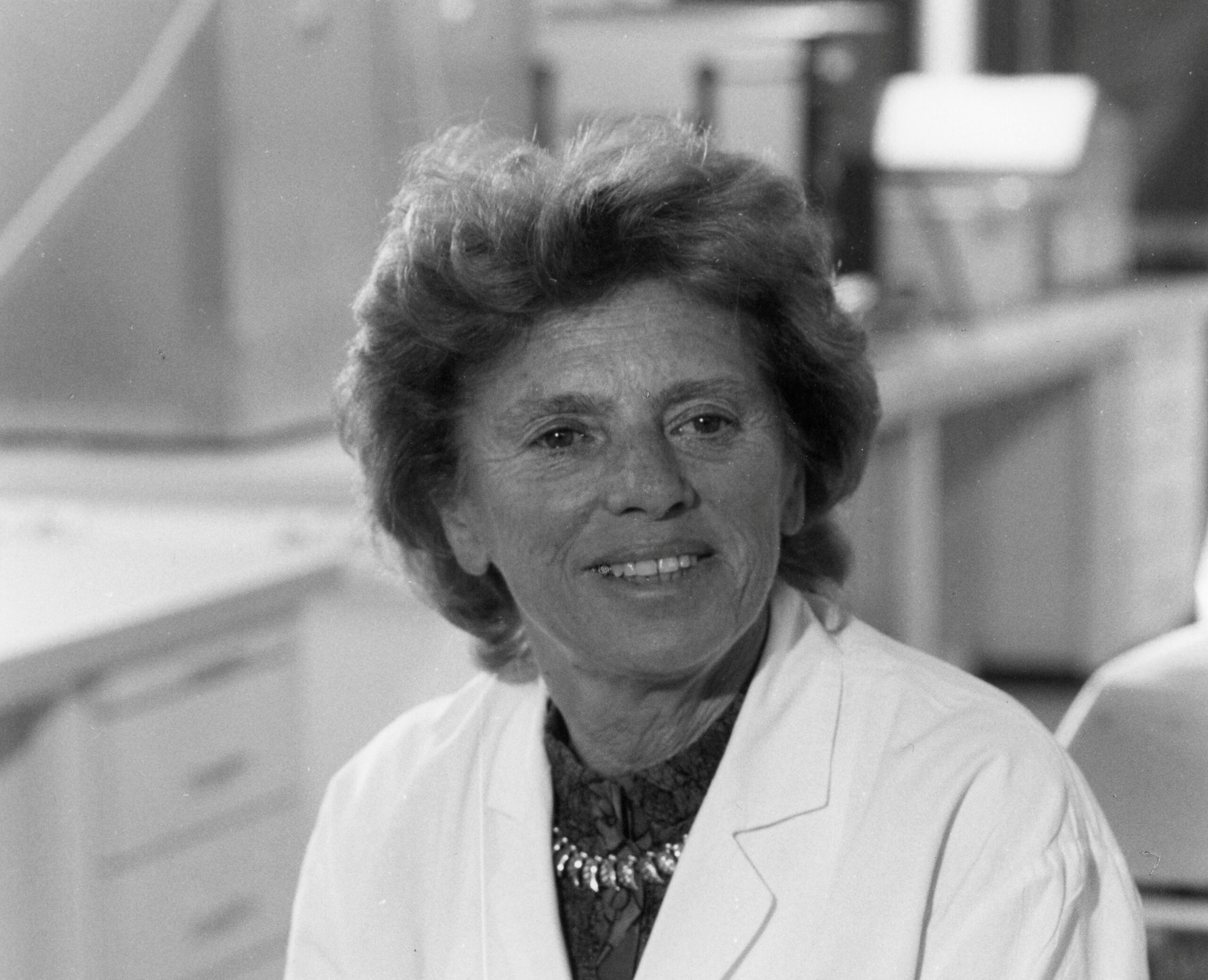 Hat éve hunyt el Ullmann Ágnes, a világhírű biológus Hat éve hunyt el Ullmann Ágnes, a világhírű biológus