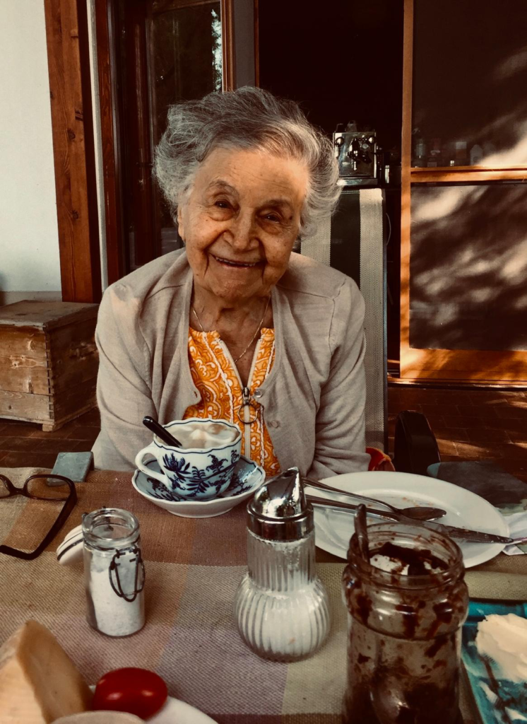 103 éves korában elhunyt Solti Béláné, Horovitz Magdolna