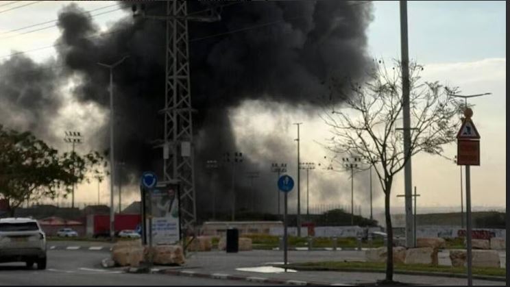 Veszélyes anyagokkal dolgozó üzem sérült meg egy iráni rakéta nyomán Izraelben vasárnap