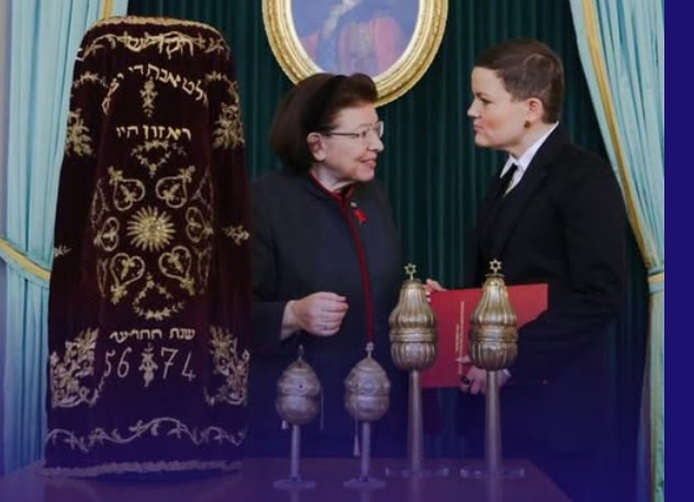 91 darab nácik által elrabolt judaika tér vissza Görögországba