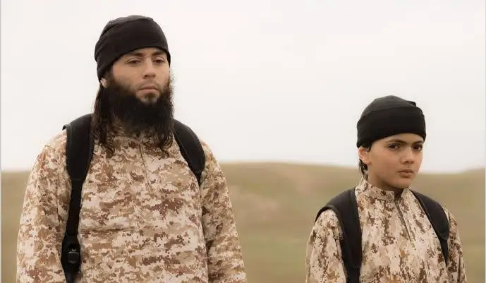 Népirtás vádjával kezdődött per egy dzsihadista ellen Párizsban