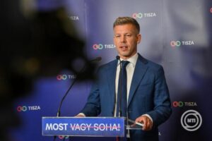 Megvan a kétharmad a Tiszának, Orbán Viktor gratulált Magyar Péternek