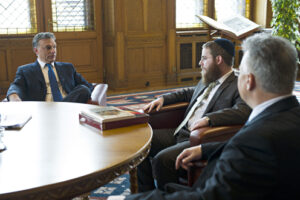 Hogyan okulhatna az Orbán-rendszer tapasztalataiból a zsidó közösség?