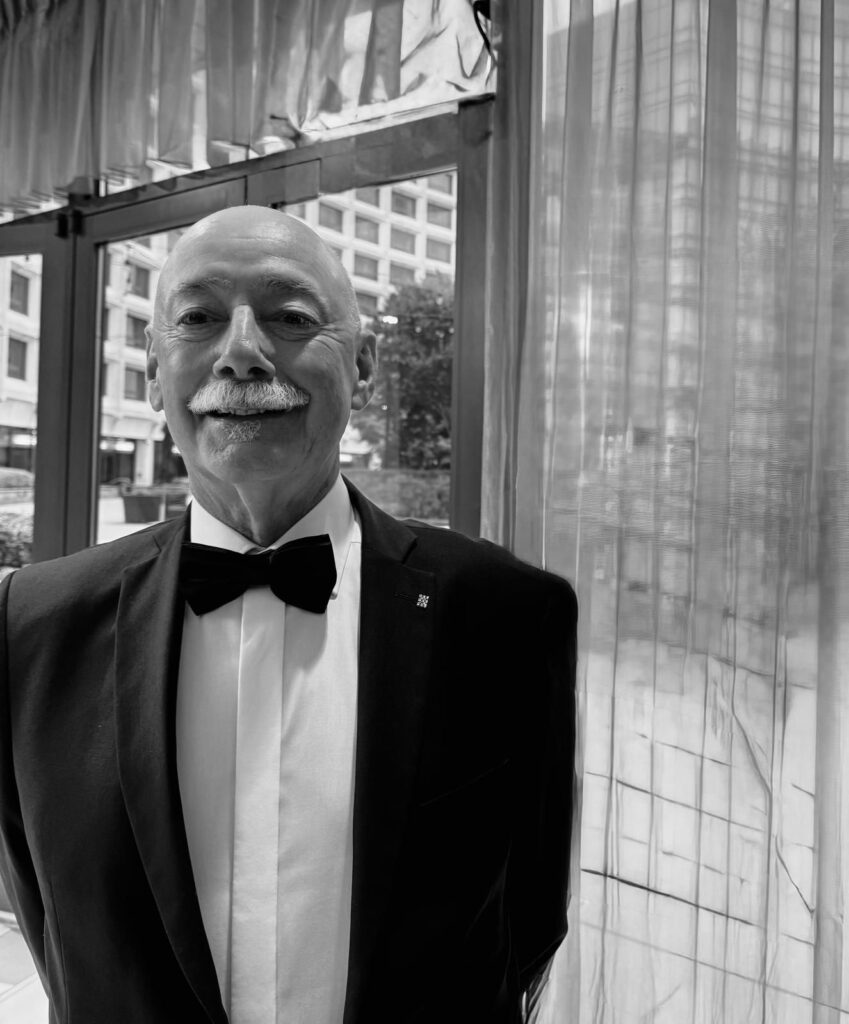 Elhunyt Sugár S. András