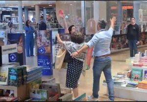 Libri könyvesbolt: Újra felbukkantak a palesztin-párti provokátorok