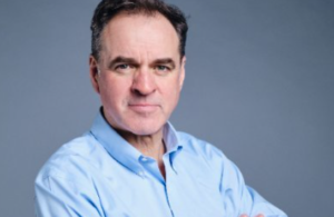 Niall Ferguson: A történészek tehetetlenek, amikor a mesterséges intelligencia hájpol Hitler mellett