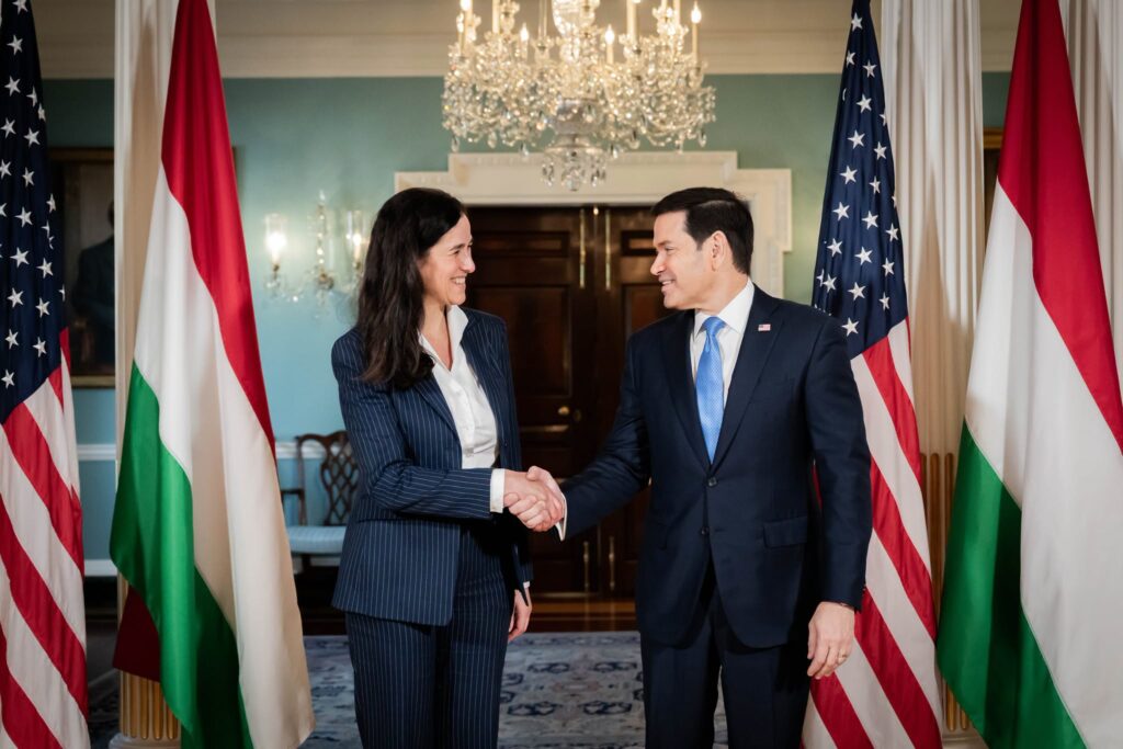 Az amerikai és a magyar kormány közösen lépéseket tesz a szélsőbaloldali terrorizmus újbóli térnyerése ellen.