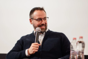 Mi indít valakit karrierje közepén arra, hogy rabbivá váljon? – Zeitler Ádám a hivatásáról és a rabbi modern szerepéről